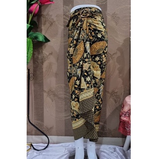Gallery batik - falda envuelta batik con motivo de abanico de oro