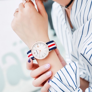 Reloj de estudiante de escuela secundaria femenino estudiante de secundaria estilo coreano simple e informal atmosférico