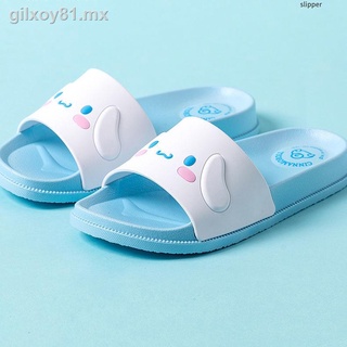 Producto famoso de MINISO, zapatillas de moda para mujer Sanrio Sanrio, zapatillas para niños, modelos para madre e hija, antideslizantes de verano (1)