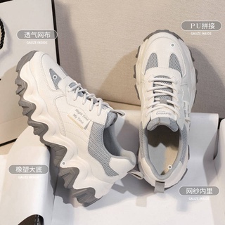 Zapatos Deportivos Listo stock Papá 2021 Nuevos De Moda Para Primavera Niñas Estilo Coreano Blancos ins super popular Harajuku Zapatillas De Deporte