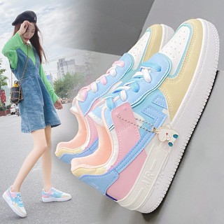 Zapatos de mujer en polvo azul color caramelo zapatos deportivos versión coreana todo fósforo