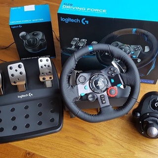 Brand new Sealed Logitech G29 Driving Force Racing Wheel Playstation