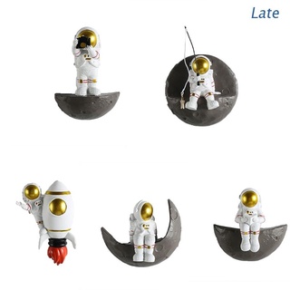 Estatua De Astronauta Nórdica Tardía De Resina Divertida Luna Cohete Colgante De Pared Arte Decoración (1)