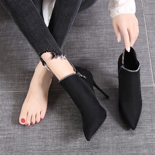 Dr. Martens botas Mujer2019Nuevos zapatos de mujer de otoño e invierno de estilo coreano Internet Celebrity de tacón alto negro botas de tacón de aguja de punta de mujer Botines (1)
