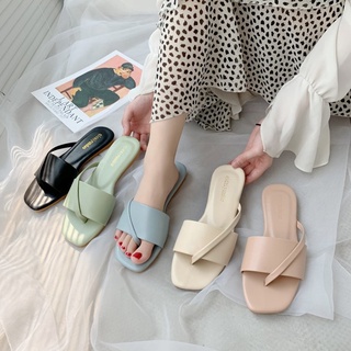 Women Toe Clip Slippers Fresh And Candy Color Wear Flat Bottom Korean Style PU Leather Slide Shoes