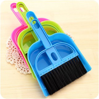Desktop broom household mini dustpan broom desktop small broom keyboard brush creative cleaning tool plastic dustpan 2 Piece set (9)
