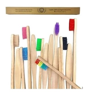 cepillo de bambu