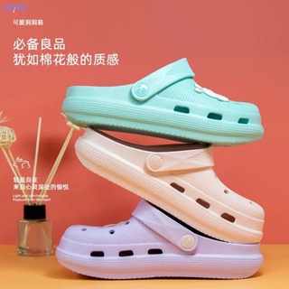 2021 nuevo agujero zapatos mujer ins marea gruesa fondo baotou desgaste antideslizante enfermera moda sandalias y zapatillas verano playa zapatos