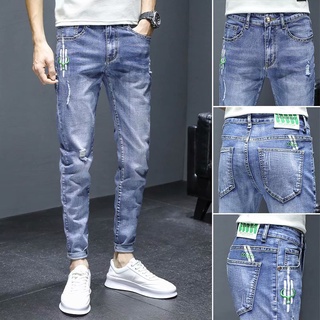 Agujero Jeans hombres marea marca Slim pies tendencia 2021 primavera y otoño