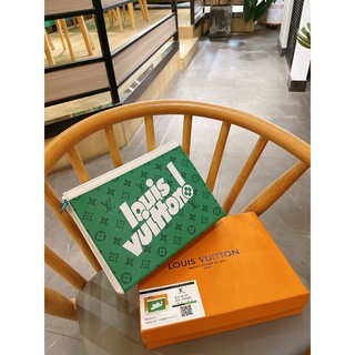 Lv_Pochette Voyage Series impreso letras Unisex pareja PVC&cuero verde 25 cm bolsa de embrague + caja gratis