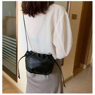 estilo coreano straddle bolso, estilo occidental único bolso de hombro, simple y de moda nube bolsa (4)
