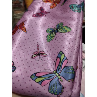 Tela de satén de seda mariposa rosa (1)