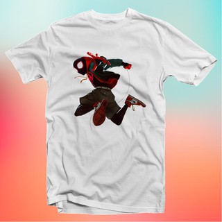 Camiseta de superhéroe spiderman: en Spider-verse