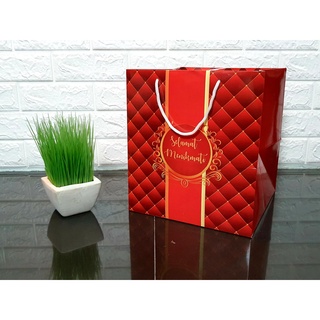 Bolsa de papel roja Motif (para caja de arroz) reino unido. 25x25 x 28 cm