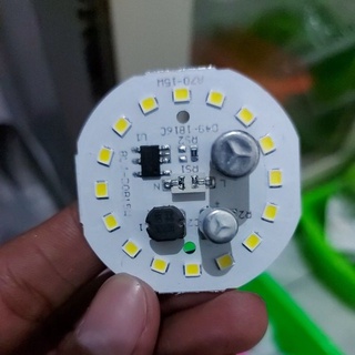 Ac 15w Led socket blanco encendido