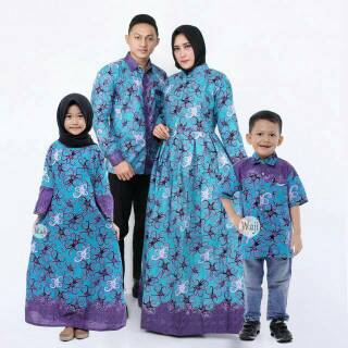 Pareja túnica familia Batik Pekalongan Sarimbit familia flor azul