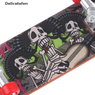 [Delicatefen] Fingerboard Mini Finger Skateboard Plastic Finger Skate Scooter Skateboard Toy Hot Sale
