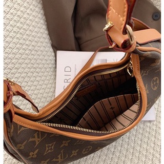 LV handbag shoulder bag sling bag crossbody bag messenger bag trend fashion (8)