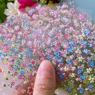 30 diferentes accesorios de uñas de los niños de dibujos animados pegatinas de uñas estudiantes pequeñas flores frescas pegatinas de uñas respetuosas con el medio ambiente e impermeable