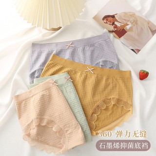 Waffle seamless graphene antibacterial cotton crotch women's underwear, middle waist square lattice traceless breathable large size lace triangle shorts, Japanese lovely sweet girl student summer thin