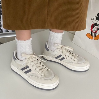 Las mujeres de estilo coreano Retro leche té zapatillas de deporte de diseño especial de interés zapatosinsall-Matching Street Shot Harajuku estudiantes zapatos blancos (3)
