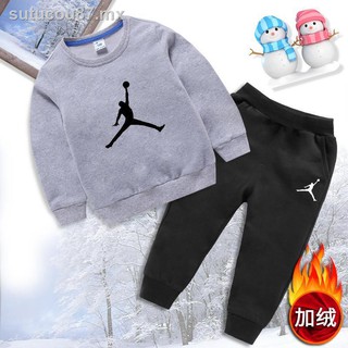 Otoño e invierno de 2020 nuevo AJ Flying Man Kobe Superman plus Traje de vellón Suéter de bebé de dos piezas cálido para niños Pantalones