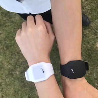 Reloj de pulsera deportivo Digital LED de goma Nk para estudiantes/parejas
