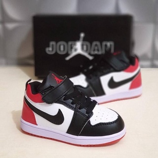 Nike air jordan zapatos 1 negro dedo del pie niño y bebés bajo (1)