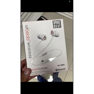 Audífonos Bluetooth deportivos inalámbricos / Beats By Dre (1)