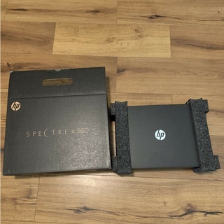 Brand New HP Spectre X360 G2 13.3" Core i7 5th Gen- 2.2GHz - 4GB Ram - 256 GB SSD