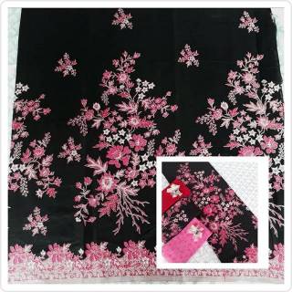Pekalongan Batik tela y en relieve flores de cerezo rosa fino algodón Batik conjunto de las mujeres de la moda fresco
