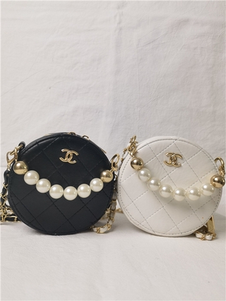 CHANEL Round shape pearl handbag Cross-body pouch Chain bag