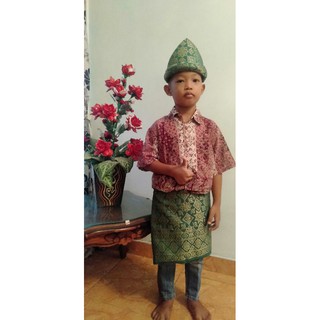 Palembang niño pisando (1)