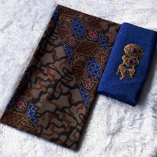 Batik tela y relieve Pekalongan nuevo Batik uniforme fino algodón Adem Batik conjunto Batik Embossed