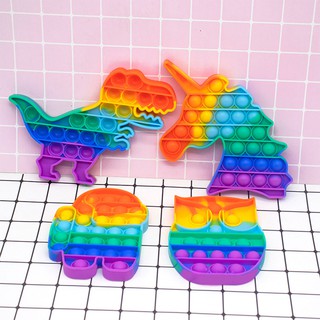 TIKTOK foxmind pop it fidget juguete empuje burbuja alivio del estrés niños arco iris entre nosotros (6)
