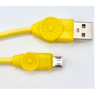 Cable V8 con forma de un limon