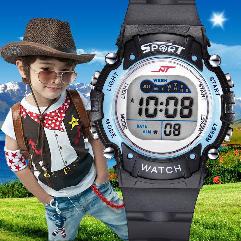 Fashion Children Sports Watch with Led Colorful Night Light Waterproof Electronic Digital Watch for Boys and Girls