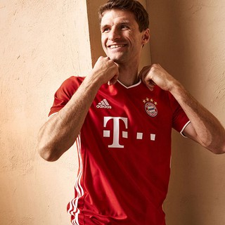 Versión del jugador Camiseta de fútbol de calidad superior 20/21 Bayern Munich Home Soccer Jersey
