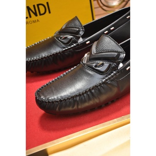 ✨ High quality ✨xianwanli.my ★★★ Original ★★★ Explosion Fashion New Fendi Men's Loafers Casual Leather Shoes