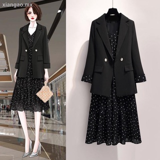 Large-size women s autumn suit, female 2021 new suit jacket, covering belly and slimming all-match dress two-piece [shipped within 15 days]