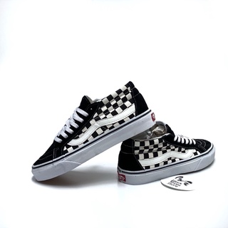 V @ns zapatos Sk8 mid checkerboard negro y blanco