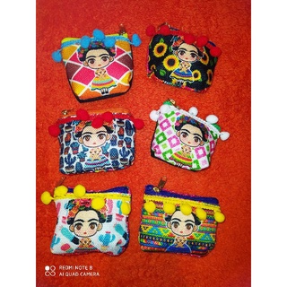 Monedero artesanal Frida con pompones