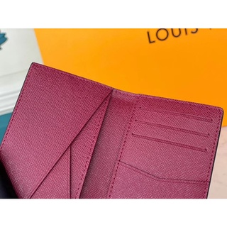 Louis Vuitton Cartão De Crédito De Alta Fid ID card clip (6)