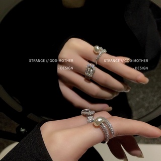 Hebilla de cinturón anillo de perlas mujer diamante completo super flash diseño de nicho sentido apertura anillo de dedo índice red personalidad roja anillo de serpiente