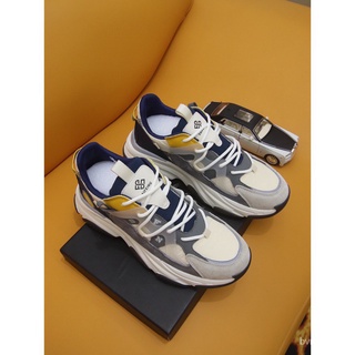 Grande ponto de promoção da PRADA Itália importou calçados casuais de cano alto masculinos de primeira camada de couro bovino / calçados esportivos / calçados de direção