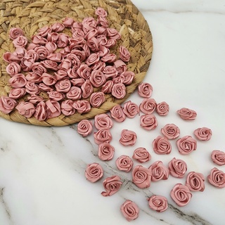 100pieces/lote tamaño 10mm rosa cinta de carne rosa satén artifical flores hechas a mano diy ramo de boda flor niña pelo tela accesorios