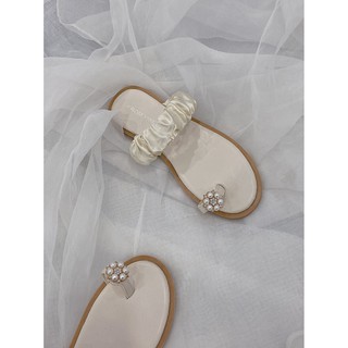 Ins perla camelia sandalias mujeres verano 2021 nuevo estilo de hadas salvaje playa plana chanclas zapatos de mujer