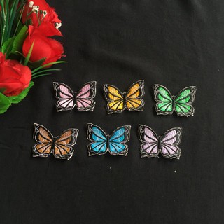 Parches bordados de mariposa