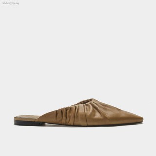Zapatos de verano caqui plisados de fondo plano Muller zapatos Baotou sandalias y zapatillas de cabeza cuadrada perezoso media zapatillas