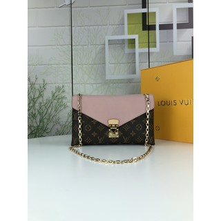 LV chain bag/handbag/shoulder messenger bag